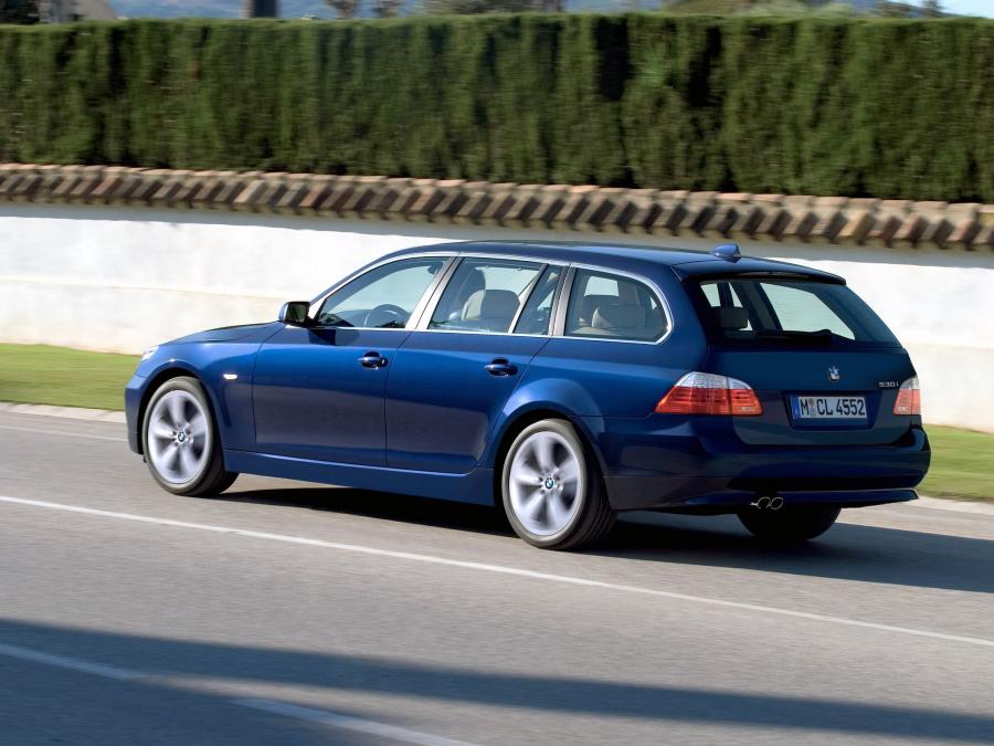  BMW 530i Touring 2007 года  (фото 13 из 46)